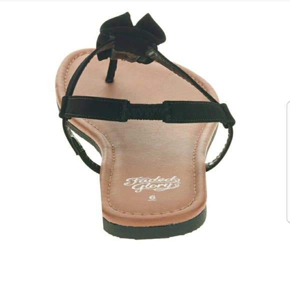 Women's Sandals - Picture 2 of 8